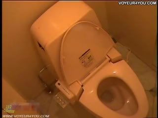 Caché cameras en la copine toilettes salle